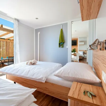 Adria Village Superior Mobile Homes Camping 4*