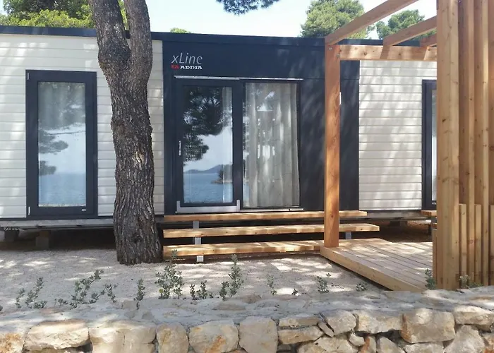 Adria Village Superior Mobile Homes 캠프장
